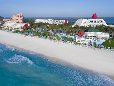 The Pyramid at Grand Oasis, Cancun