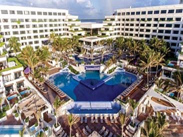 Bars and Restaurants at Now Emerald Cancun, CANCUN