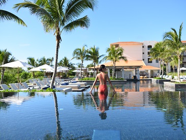 All Inclusive at UNICO 20°87° Hotel Riviera Maya, Kantenah Beach